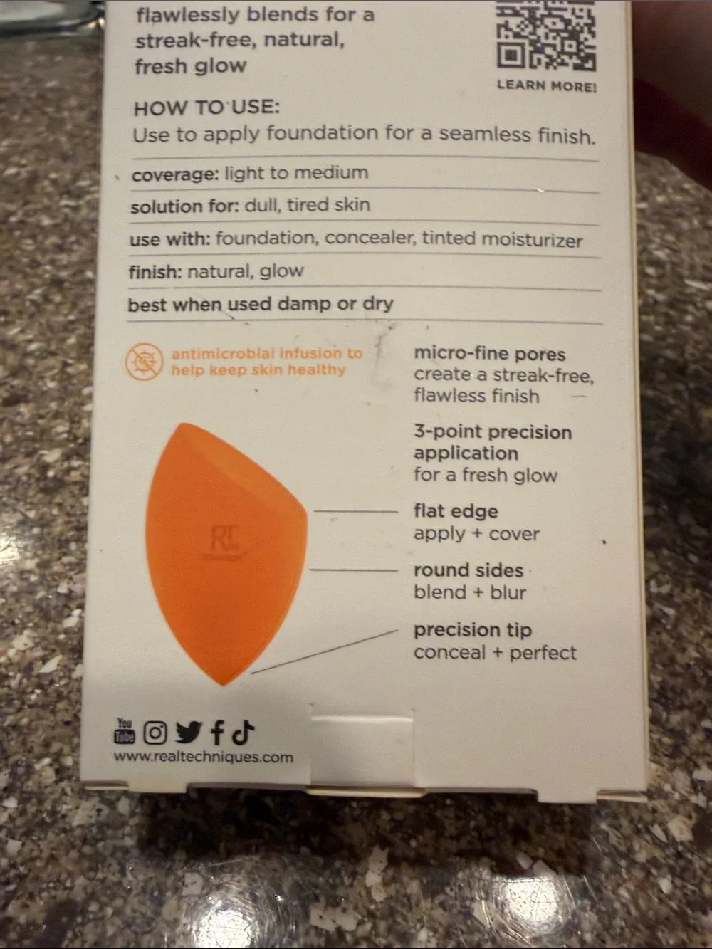 Real Techniques Orange Miracle Complexion Sponge +
